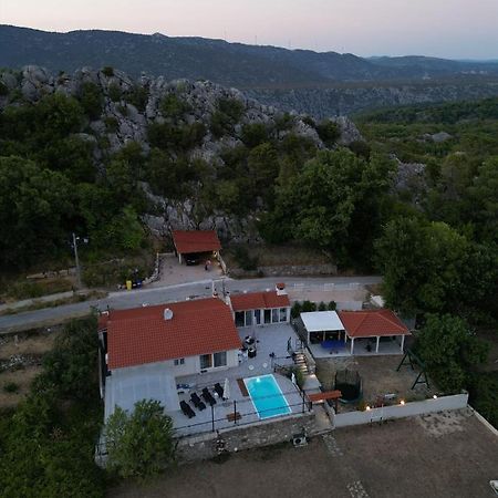 Villa Zrinka **** Svinisce Exterior foto