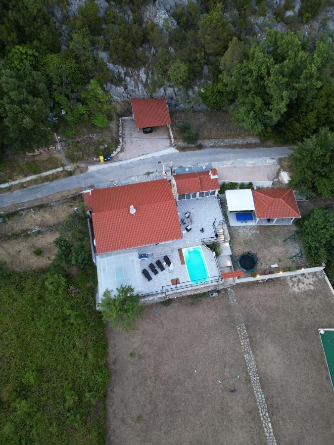 Villa Zrinka **** Svinisce Exterior foto