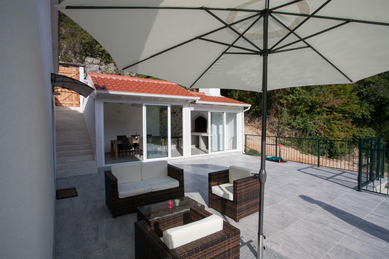Villa Zrinka **** Svinisce Exterior foto