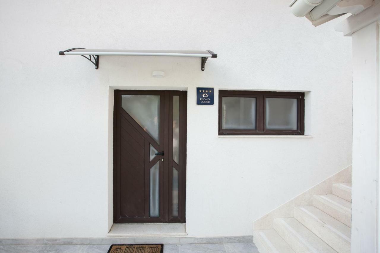 Villa Zrinka **** Svinisce Exterior foto